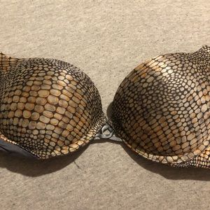 Victoria’s Secret Bombshell